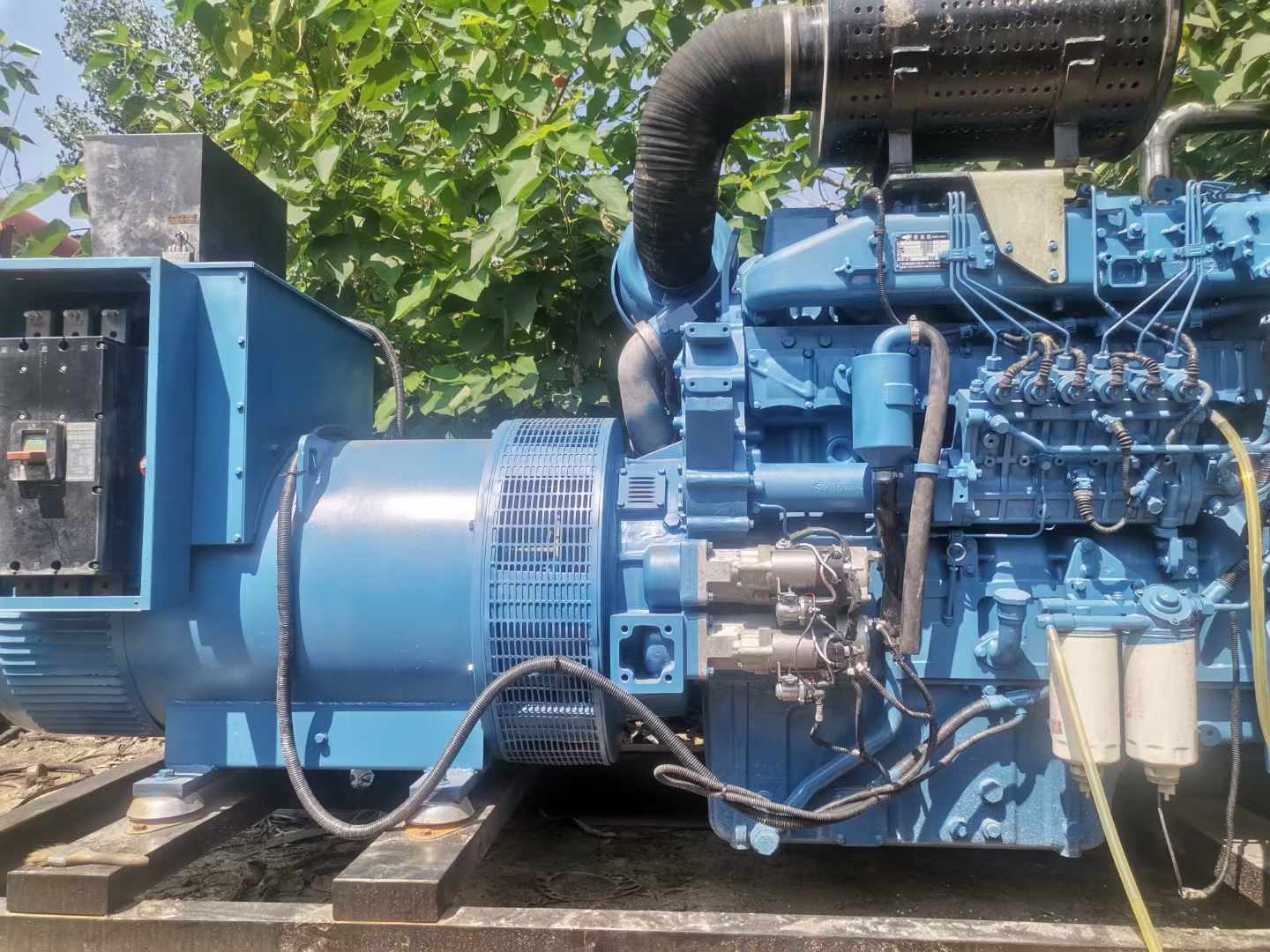 惠山详细说明降低 800kW 柴油发电机输出电流波动的方法
