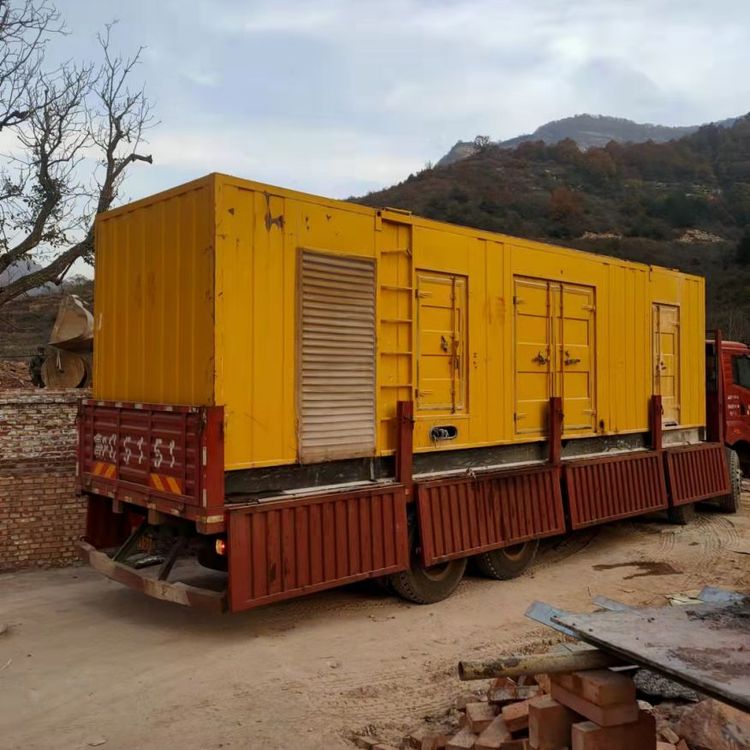 惠山200kW 发电机组在带电阻性负载时，输出功率会受到哪些因素的影响？